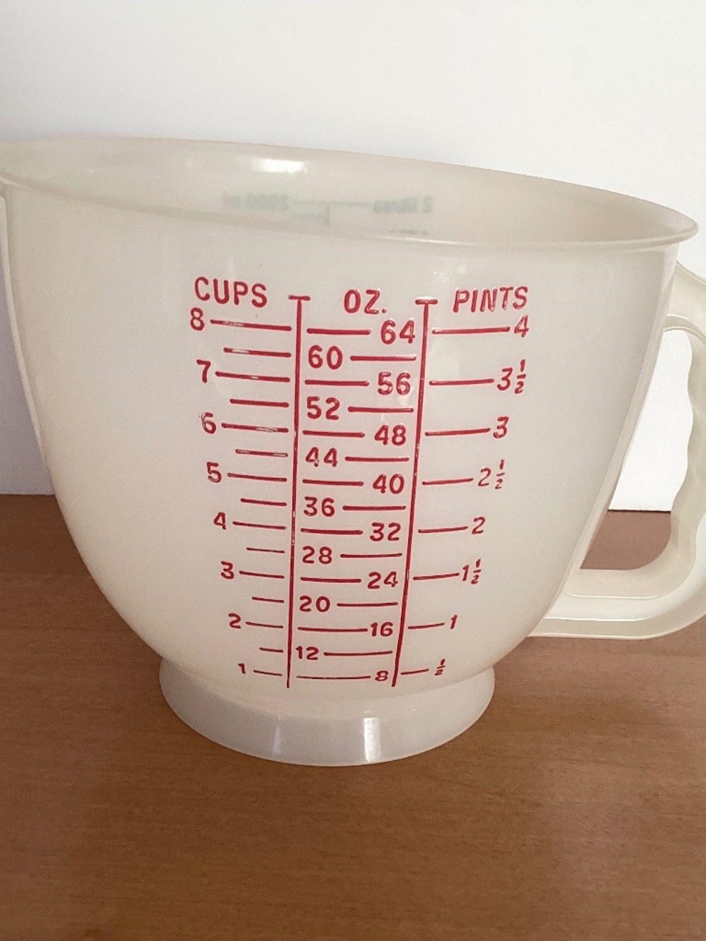 Vintage Tupperware 8 Cup Plastic Mix-N-Stor 500-3 Measuring Pitcher with Spout